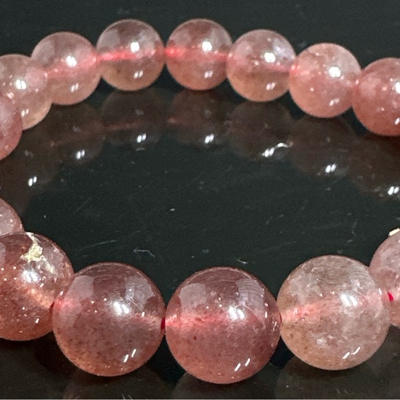 10mm 139.40CT Natural strawberry Quartz Stretchable Bracelet - Picture 8 of 17